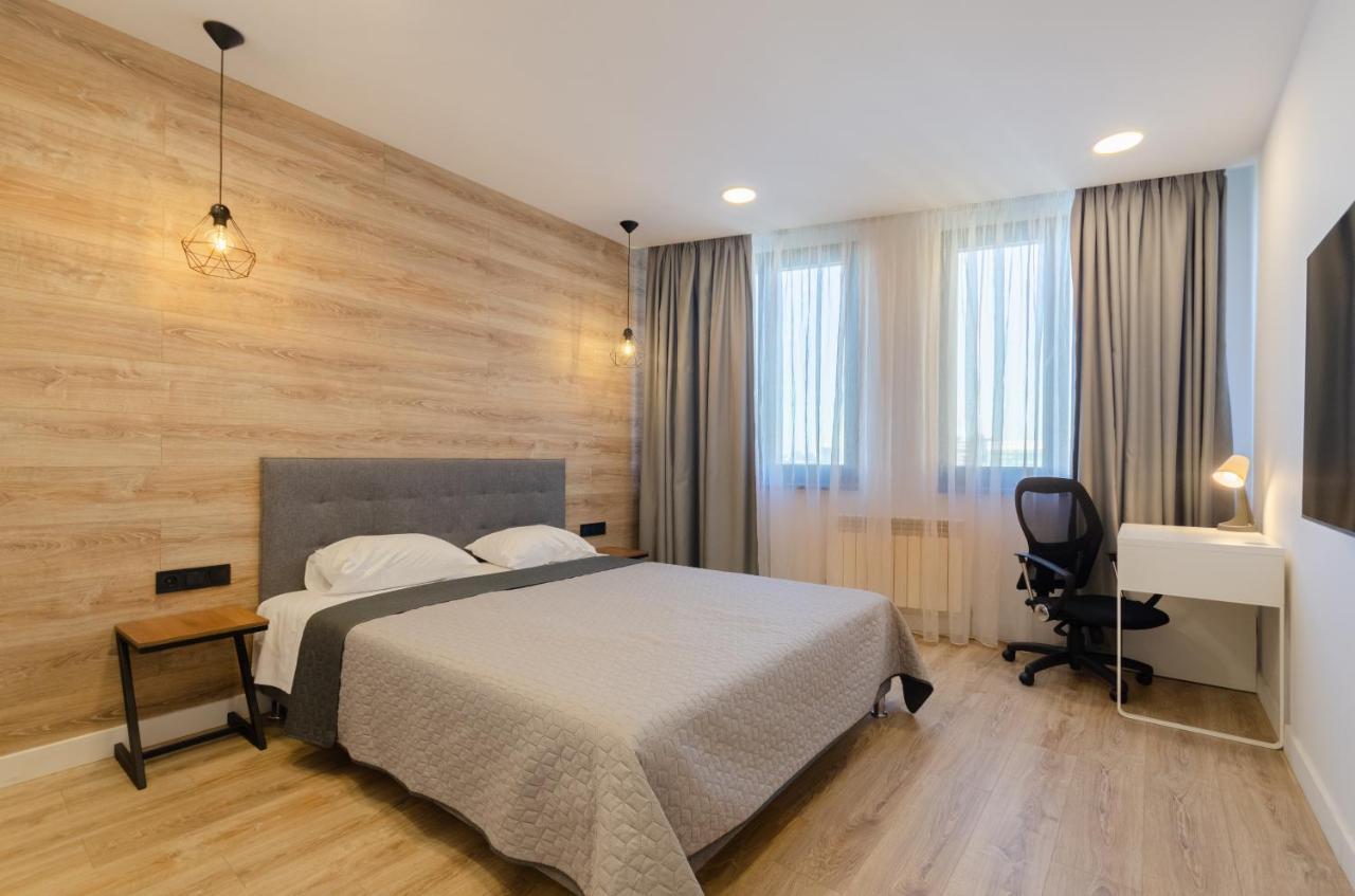 Petrovdom 190-199-216 In Spacious Apartments At Rc New York Concept House Kyiv Exterior photo